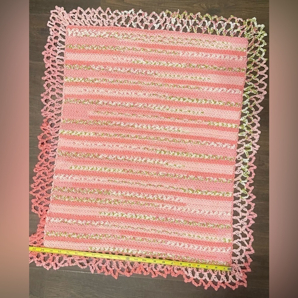 Set of 2 Newborn Handmade Crotchet Baby Blankets Pink and Lavender - Picture 3 of 8